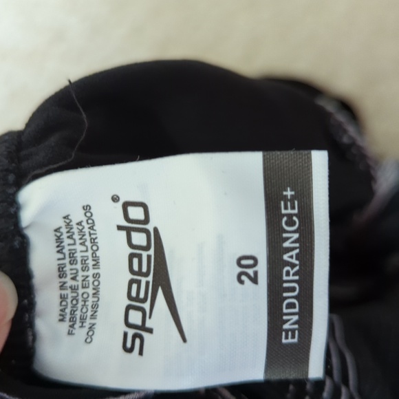 New Speedo Endurance+, Black/White, Size 20 - Picture 7 of 7